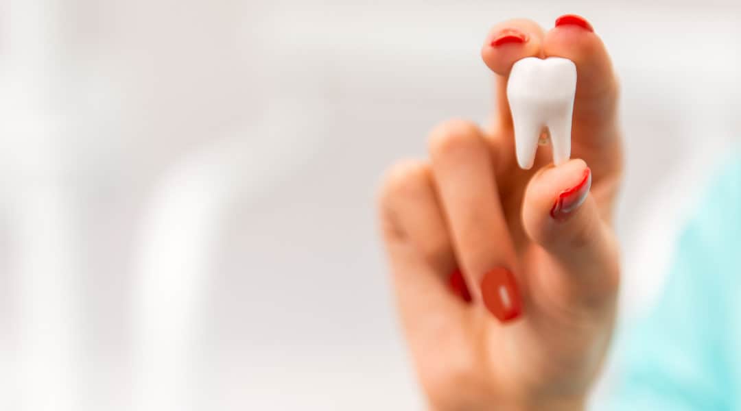 Wisdom Teeth Removal In London: Cause, Benefits, Aftercare